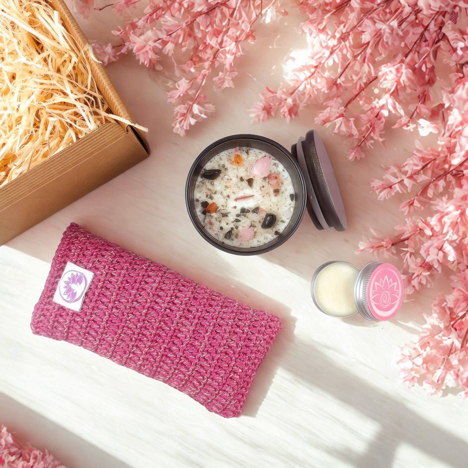 Set Regalo Benessere - Candela Tao, Burro Corpo, Cuscino Occhi