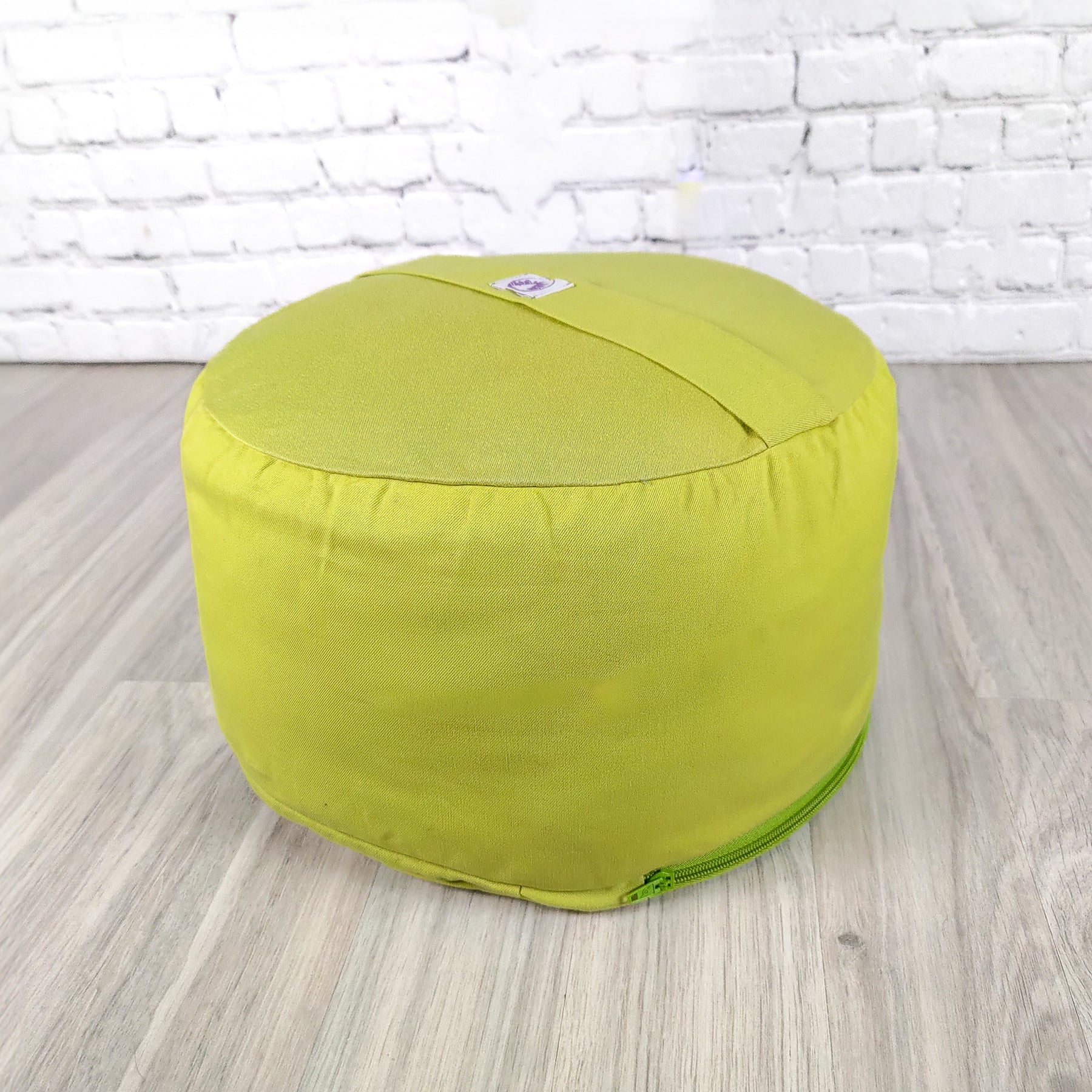 Cuscino zafu a ruota verde lime comodo e versatile per supporto lombare e rilassamento