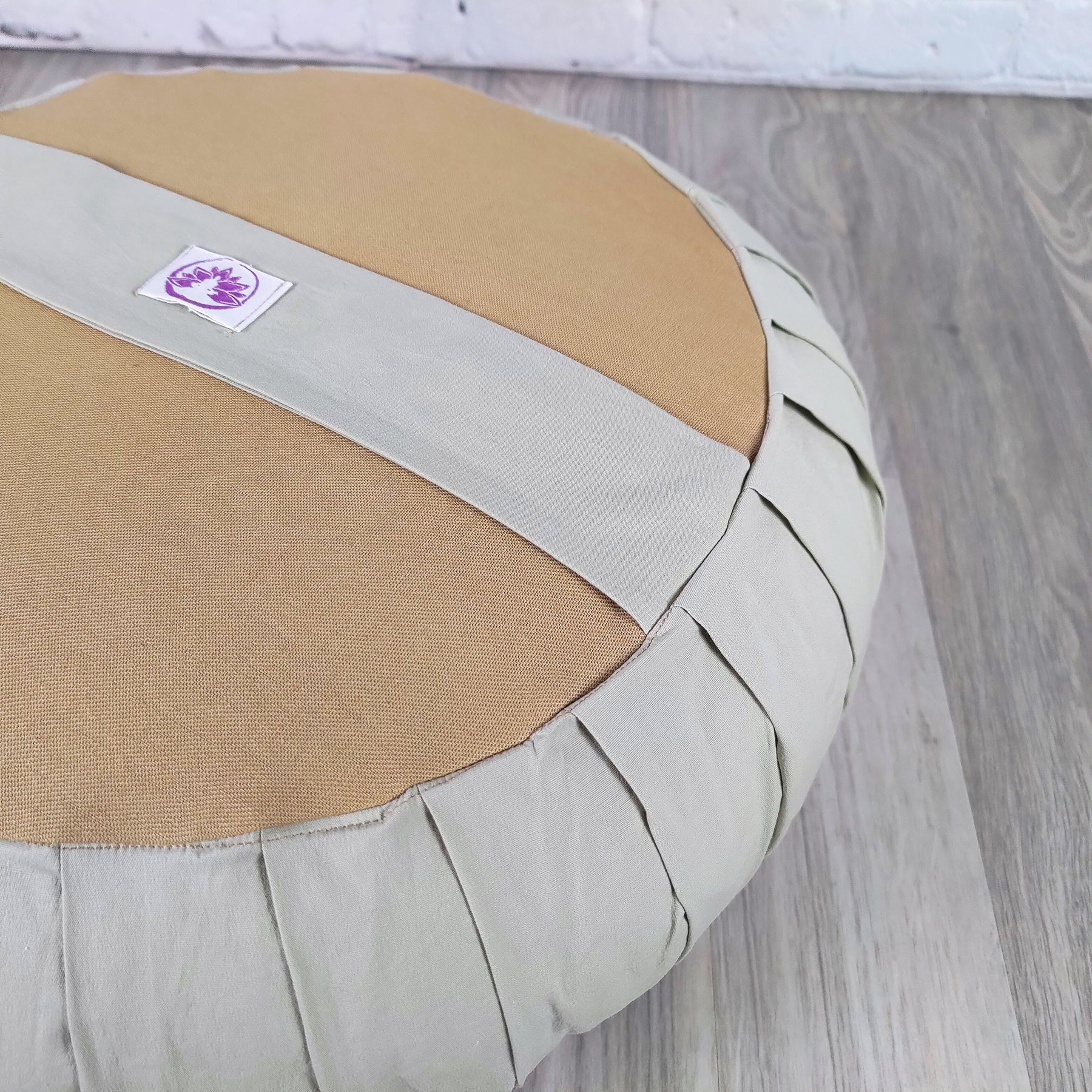 Cuscino zafu classici naturale chiaro con design rotondo per supporto lombare e comfort