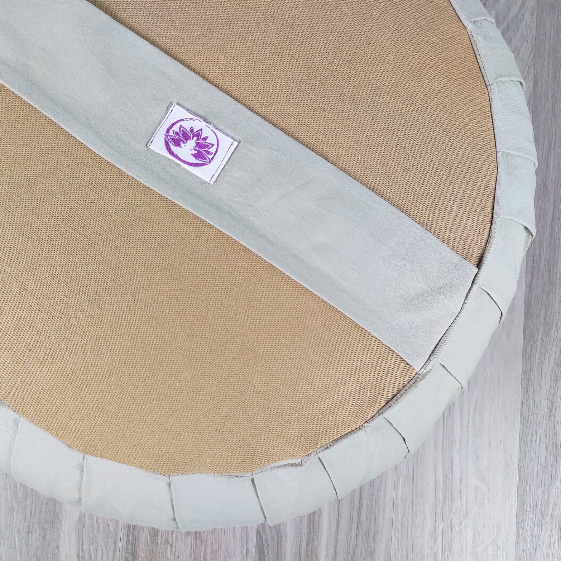 Cuscino zafu classici naturale chiaro con design rotondo e decorazione in cotone per il supporto lombare