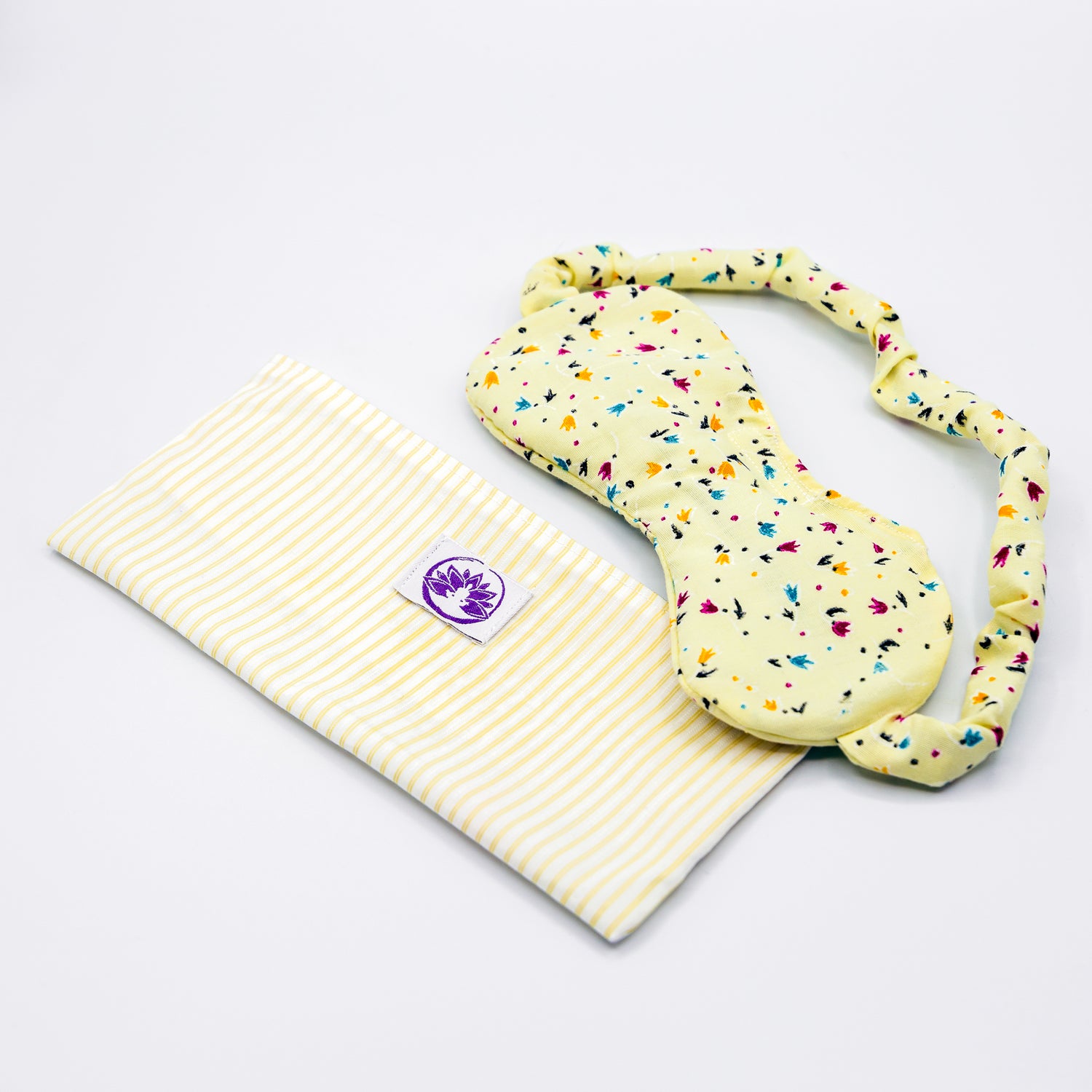 Mascherina balsamica per occhi gialla a pois con copertura di stoffa morbida per il relax