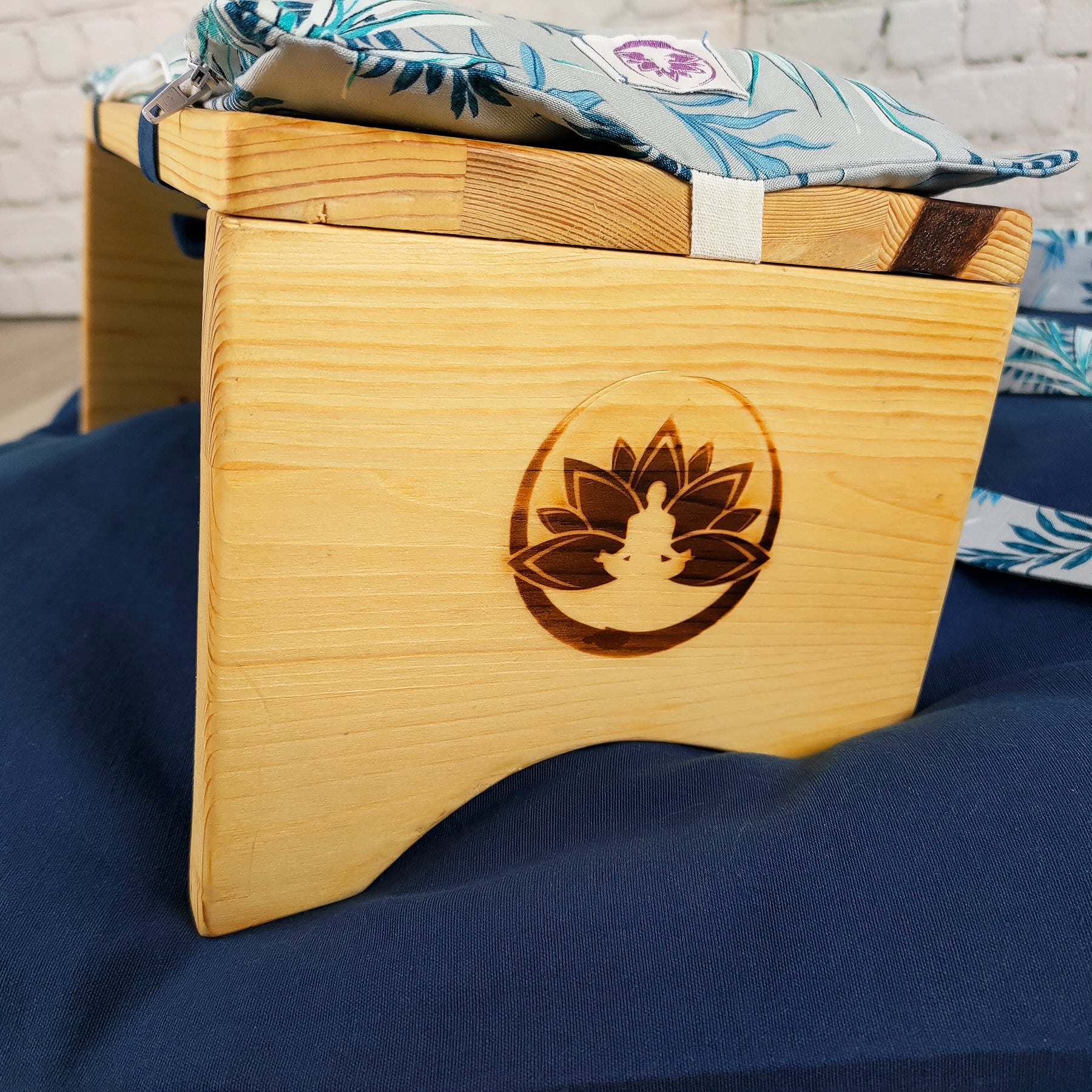 Set da Meditazione Palme Blu con Sgabello