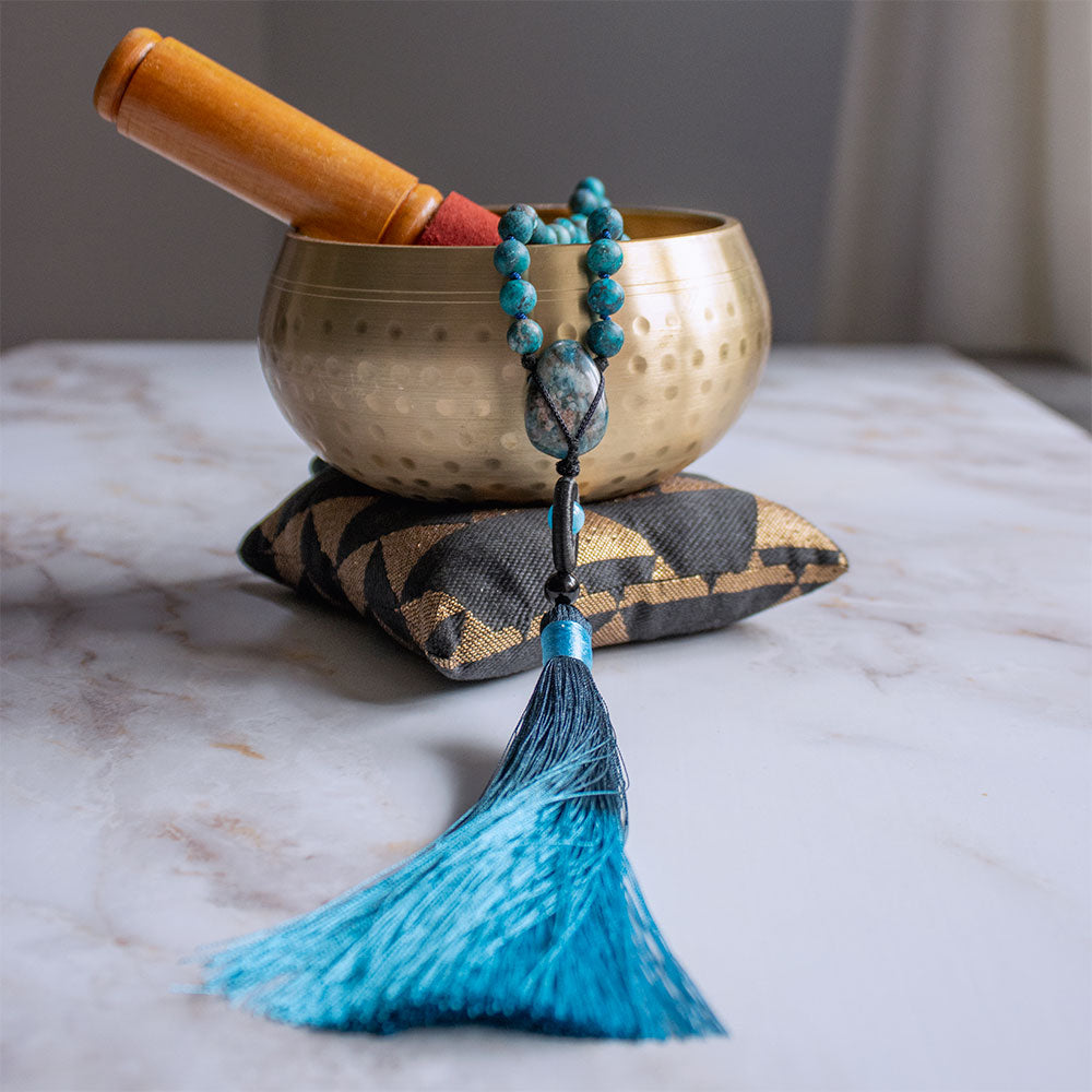 Mala 108 grani "Io Comunico" in Apatite e Howlite Turchese