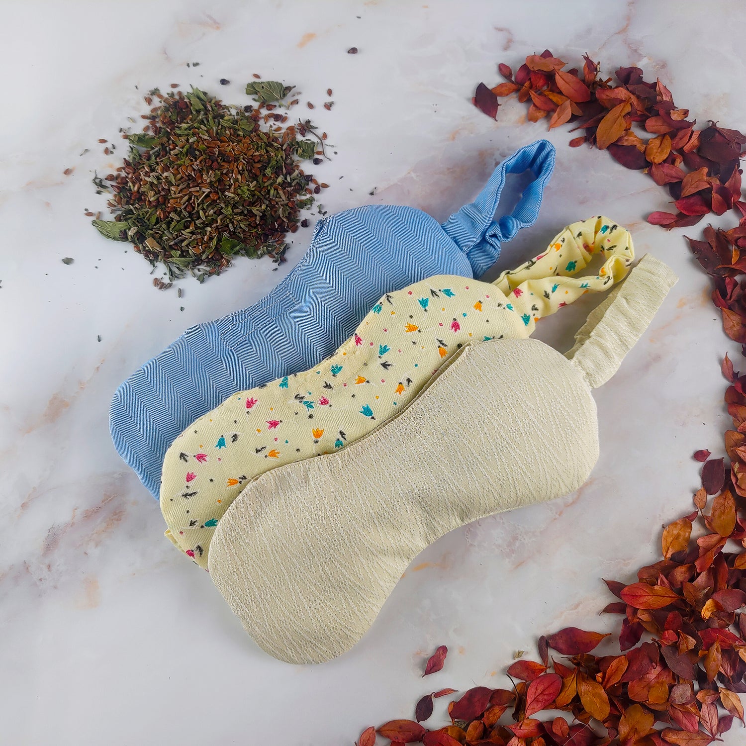 Mascherina balsamica per occhi in diverse fantasie con erbe naturali per un rilassamento ottimale