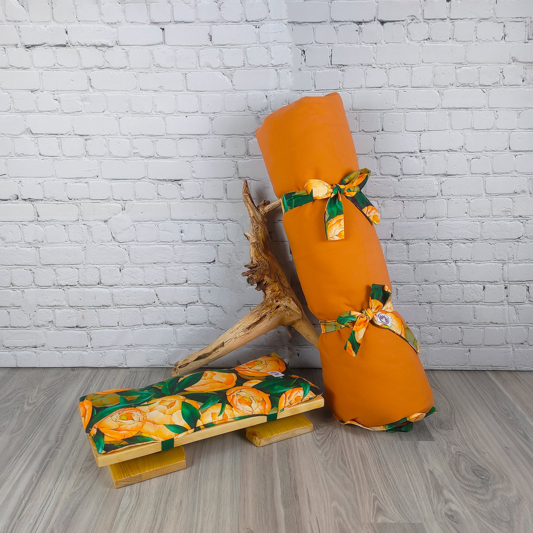 Set da Meditazione Peonie con Sgabello