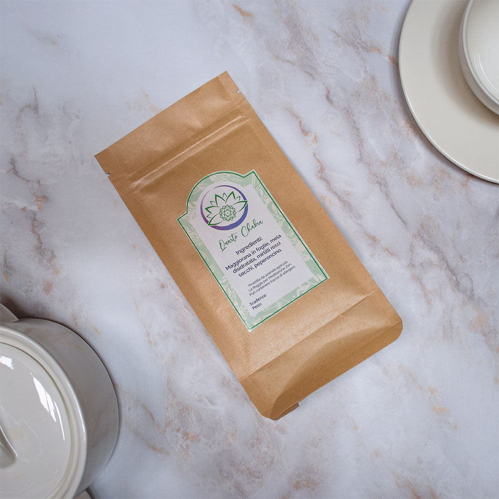 Tisana quarto chakra in confezione cartacea, ideale per il benessere e la meditazione