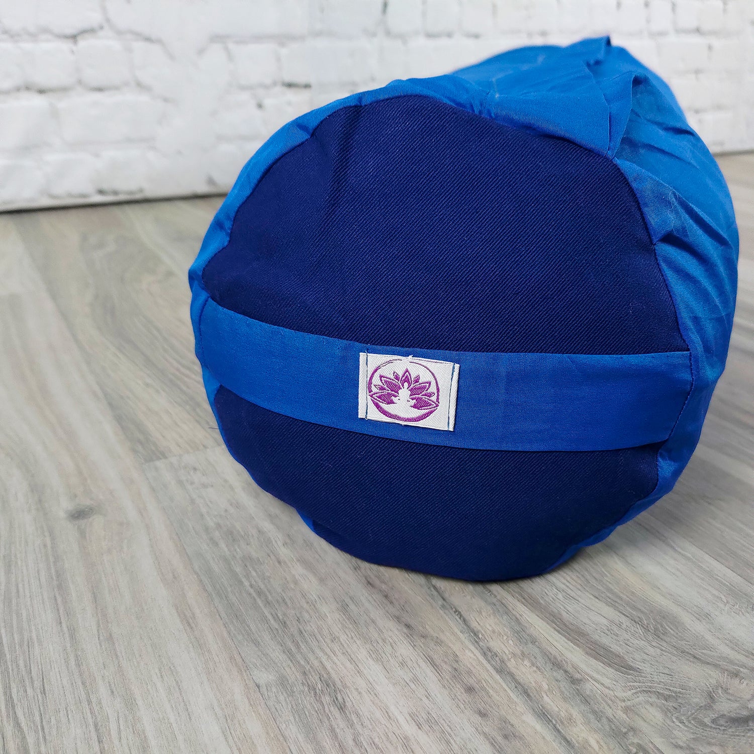 Bolster yoga monocromatico blu