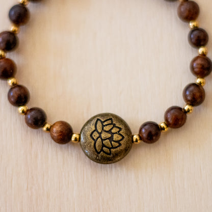Bracciale loto in legno naturale con oro 18K