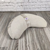 Cuscino zafu a mezzaluna per supporto lombare e comfort nella postura