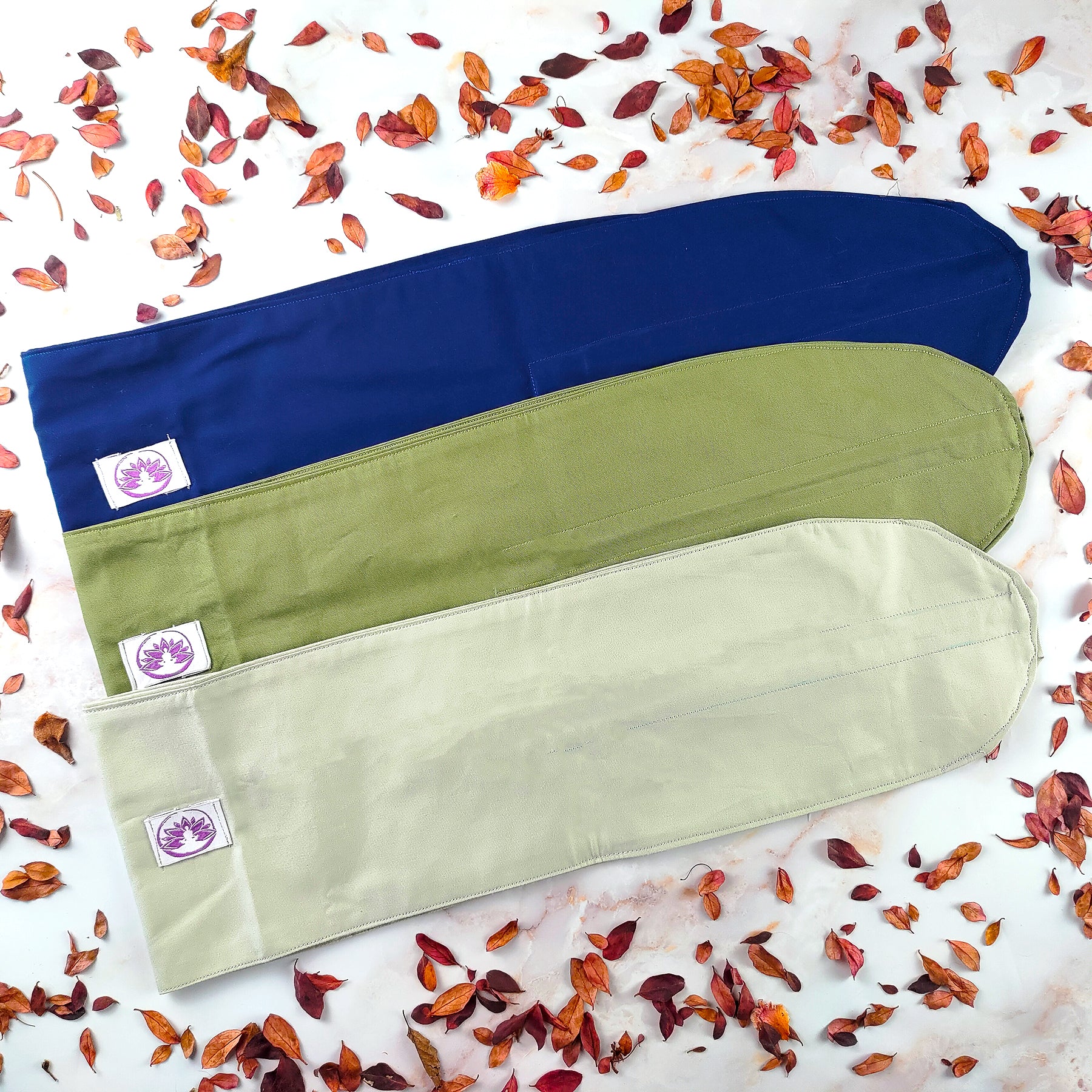 Fascia con ferretto artigianale in verde, blu e beige perfetta per acconciature eleganti