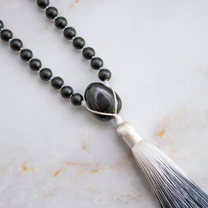 Mala 108 grani “Io Sono il Tao” in ossidiana nera e howlite bianca