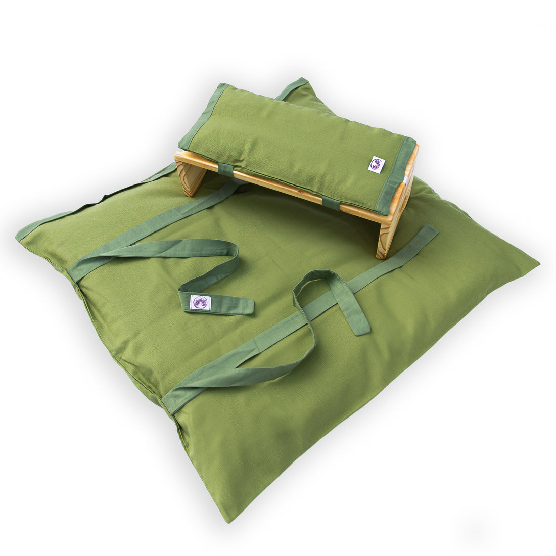 Set da meditazione monocromatico verde con sgabello
