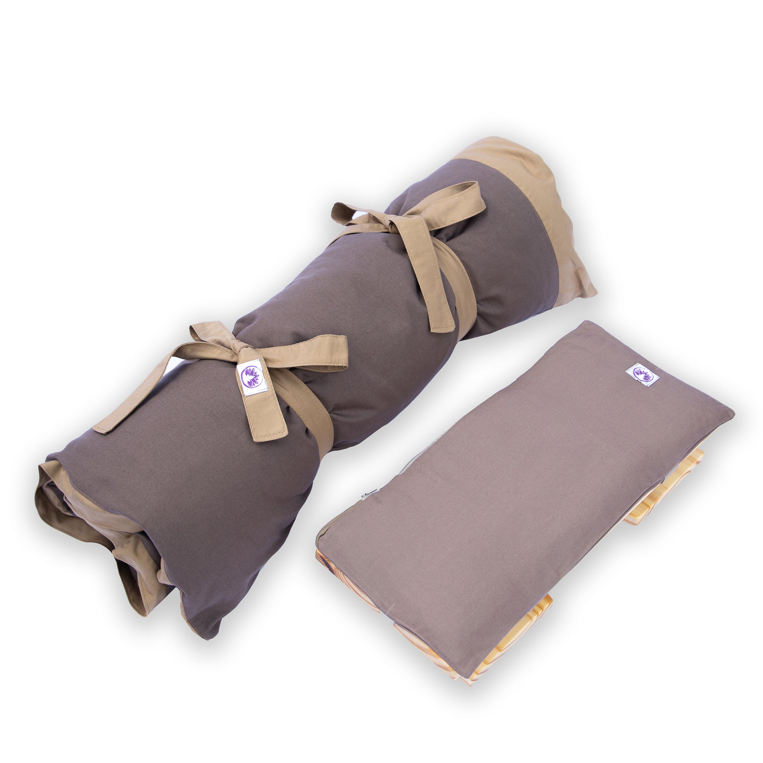 Set da meditazione monocromatico naturale scuro con sgabello