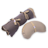 Set meditazione con zafu a mezzaluna cotone naturale scuro, ideale per supporto lombare e comfort durante la meditazione