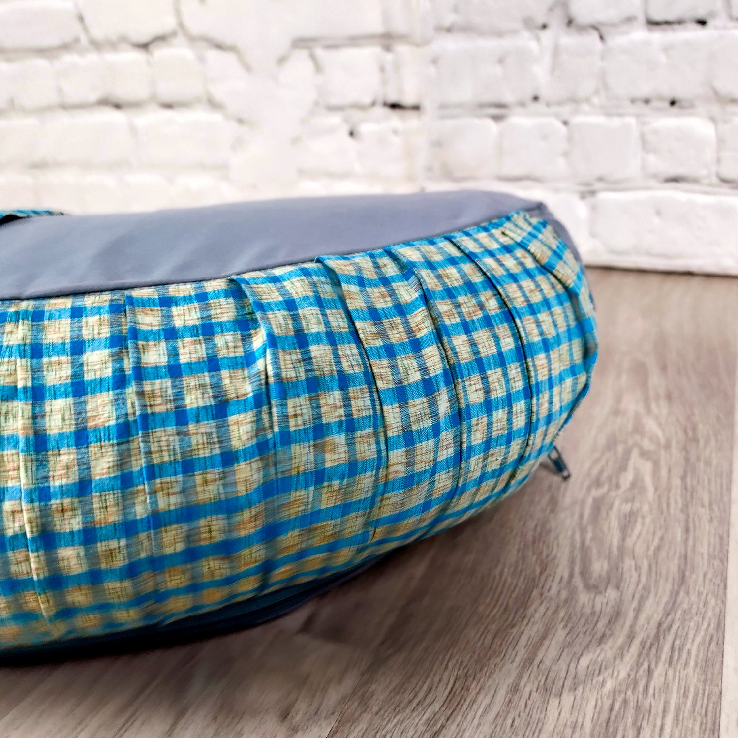 Cuscino zafu a mezzaluna Tartan Avio