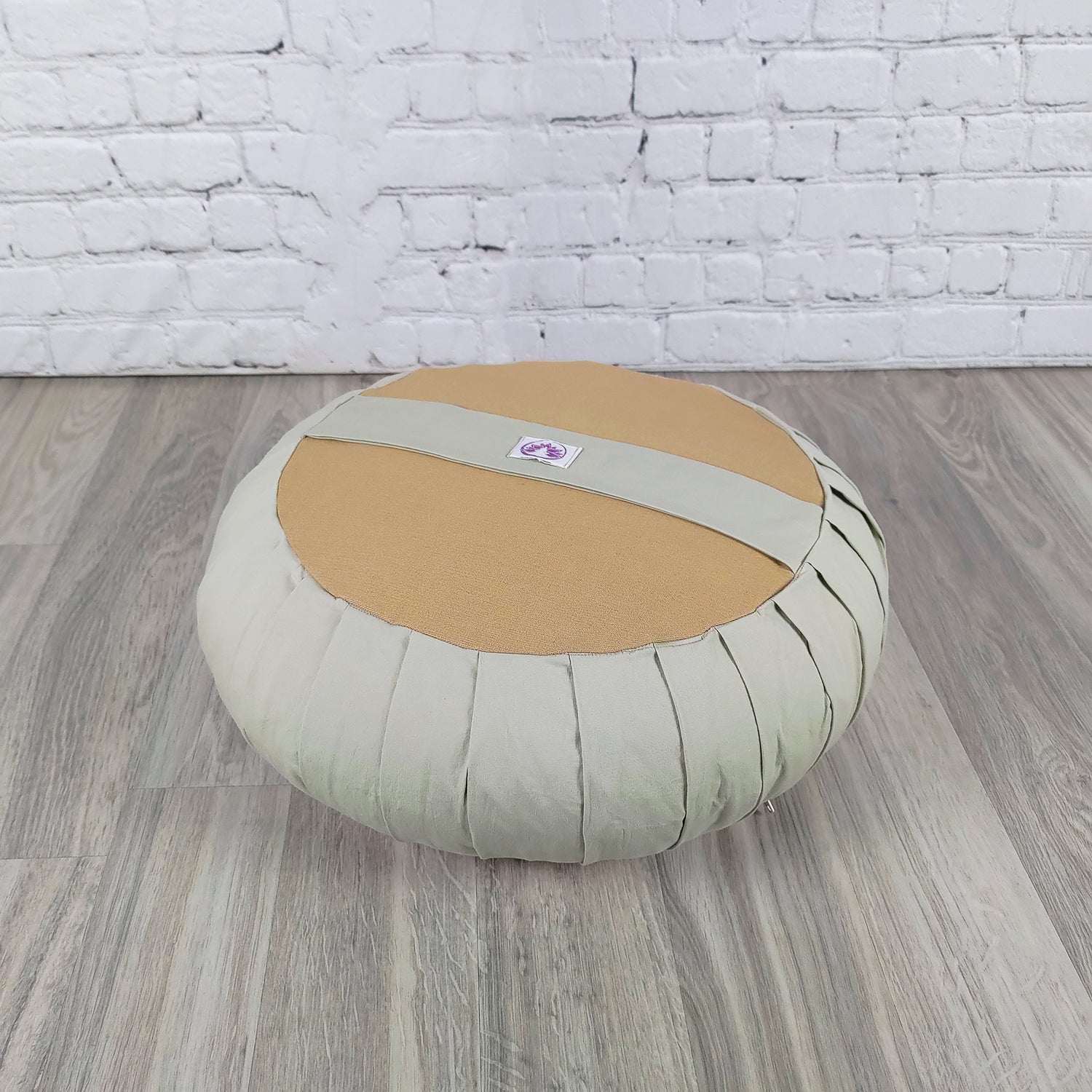 Set da meditazione naturale chiaro con zafu classico e zabuton