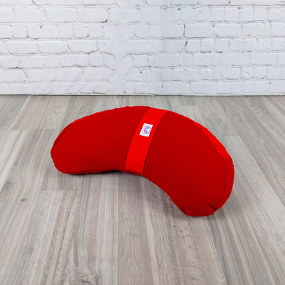 Set da meditazione monocromatico rosso con zafu a mezzaluna