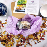 Confezione regalo con box degustazione tisane, includendo tisane in un elegante packaging
