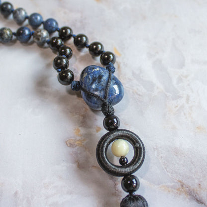 Mala 108 grani &quot;Io sono in Pace&quot; in Sodalite e Howlite Bianca