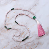 Collana Mala in quarzo rosa e ametista: 108 perle da meditazione Collana Mala in quarzo rosa e ametista: 108 perle da meditazione