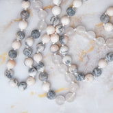 Collana mala quarzo rosa e diaspro con perle di diverse sfumature, ideale per meditazione