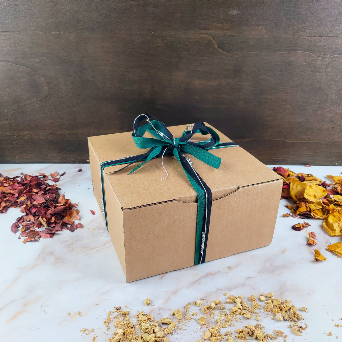Box coccole invernali con mascherina balsamica e tisana