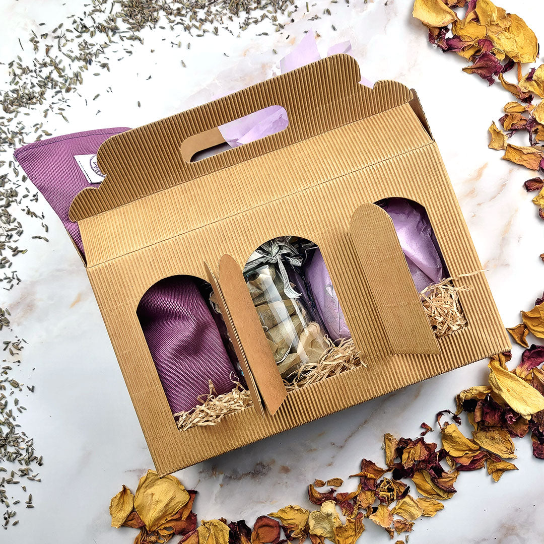 Box esperienza sensoriale con tisane, candele chakra e cuscino occhi