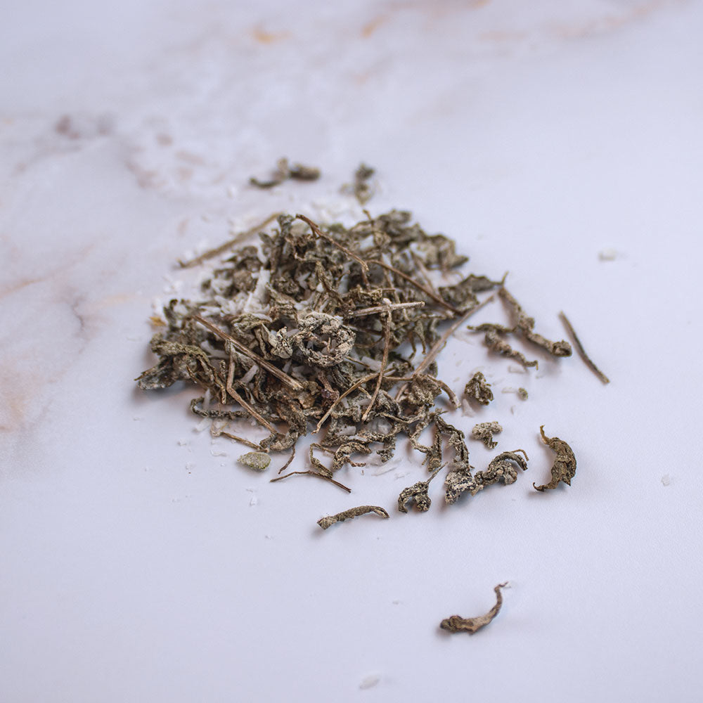 Tisana settimo chakra con tè bianco, cocco e salvia